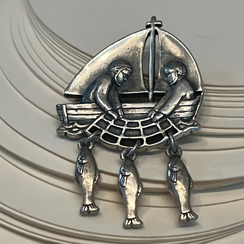 James Avery Sterling silver Fishers of Men pin brooch boat with 3 dangling fish - Picture 2 of 7
